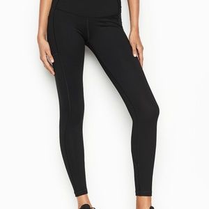 Knockout Victoria Sport Mid Rise Pocket Tight M
